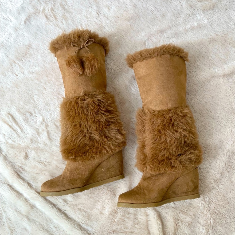 Faux fur beige boots size 7